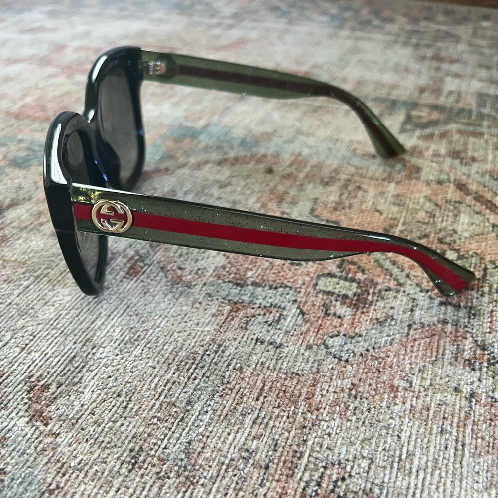 Gucci Black and Red Sunglasses